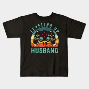 Vintage Leveling Up To Husband Funny Groom Video Game Lovers Kids T-Shirt